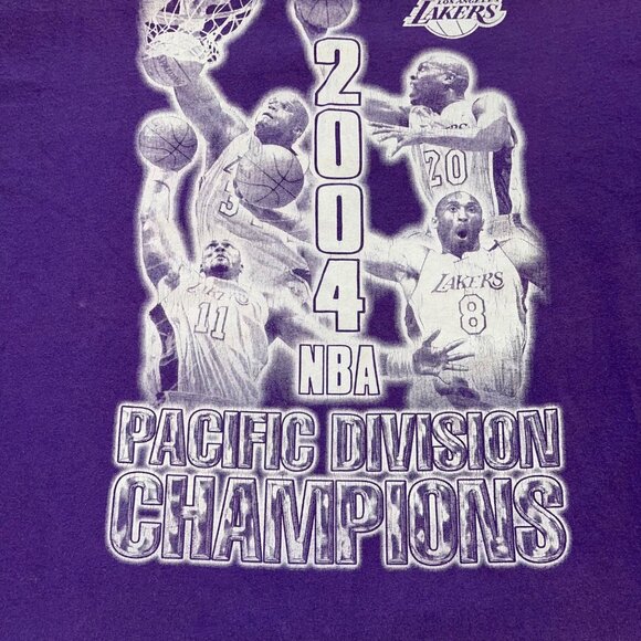 Los Angeles Lakers Mens Tee Shirt Size XL Purple Y2k Crew Neck Casual - Picture 9 of 11